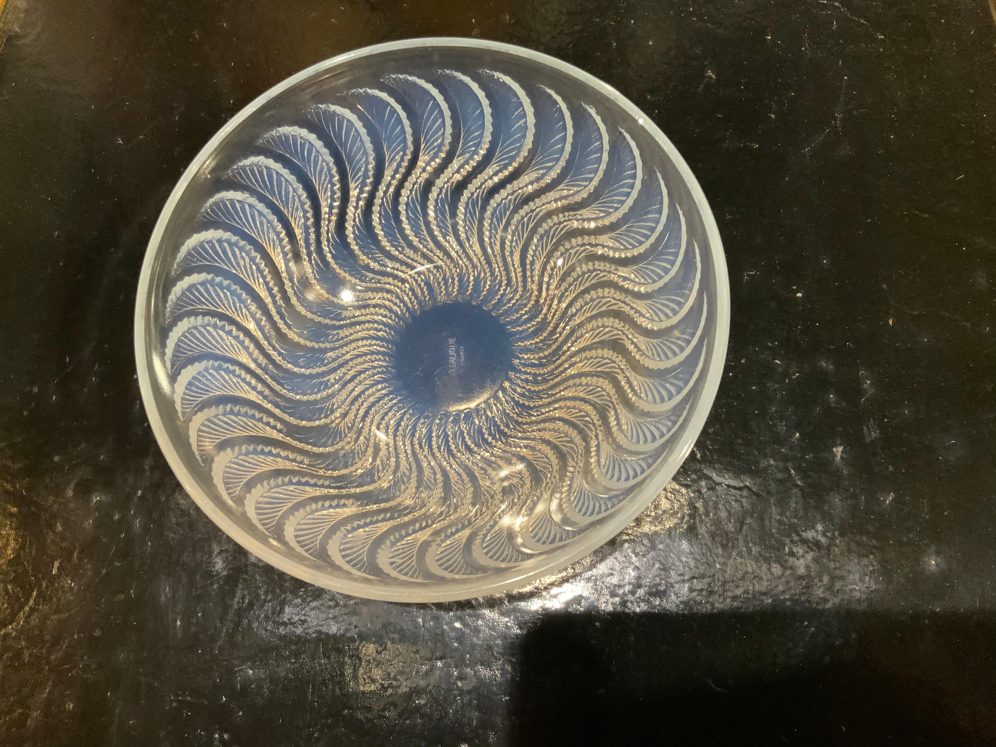 French Lalique Iridescent Bowl with Feathered, Swirl Design Marked R Lalique For Sale