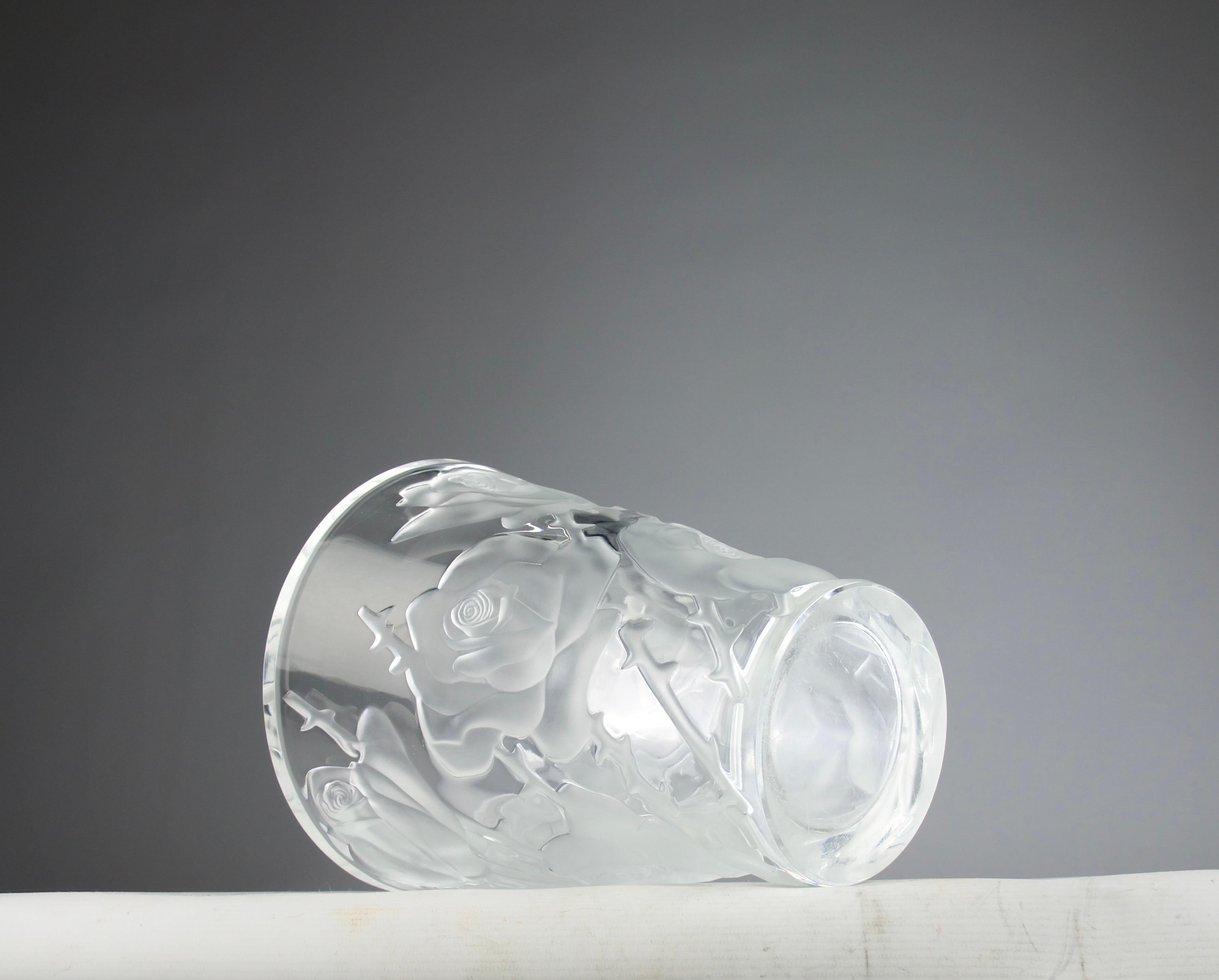 Lalique, Vaso di cristallo rosa Ispahan, Francia, anni '50 in vendita 3