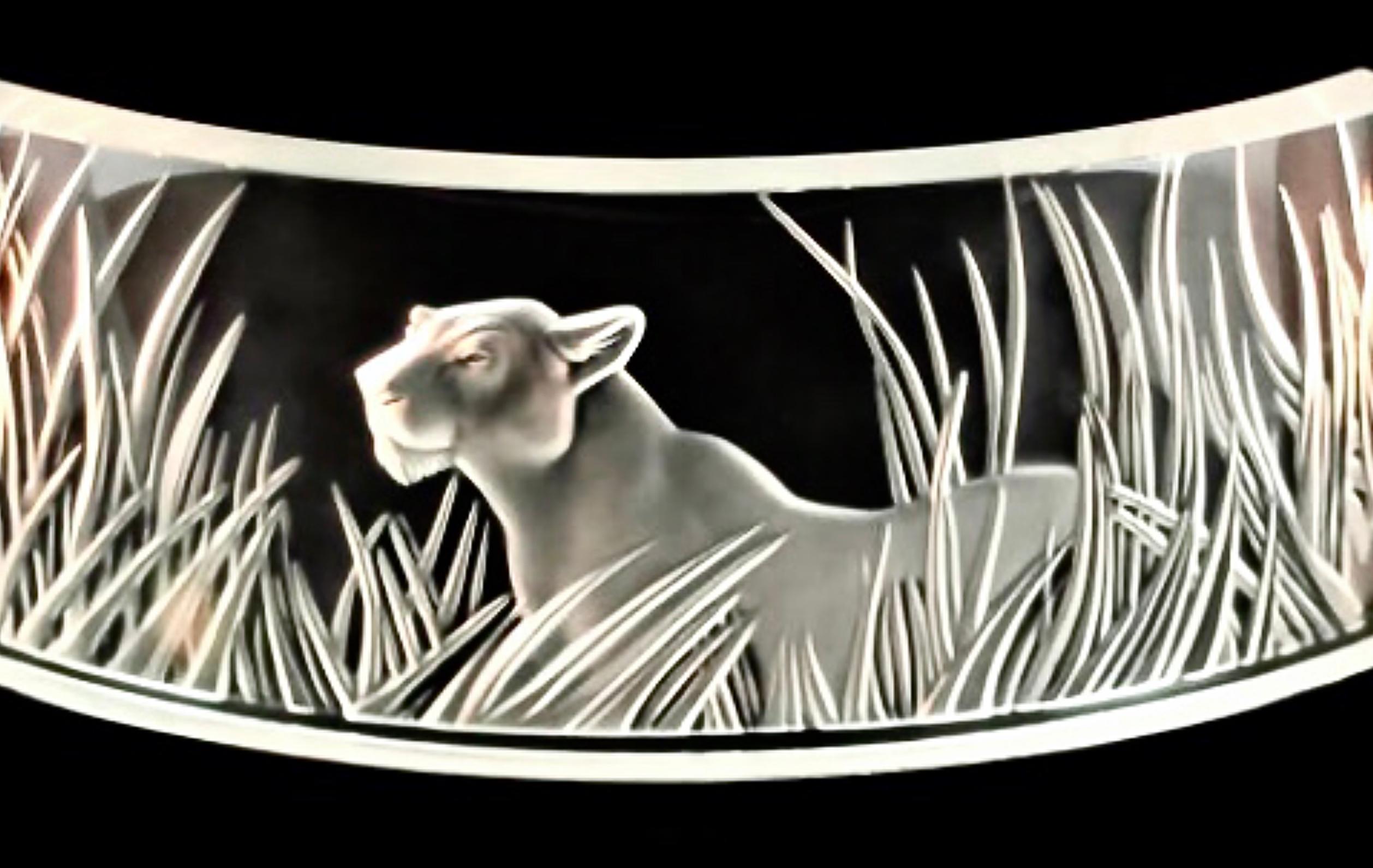 Lalique Kora large lioness crystal wall light, sconce, chromed steel frame, Signed. Limited edition. Retail price 11,950 USD. Thick cit curved glass. Lioness in wait in the brush.
