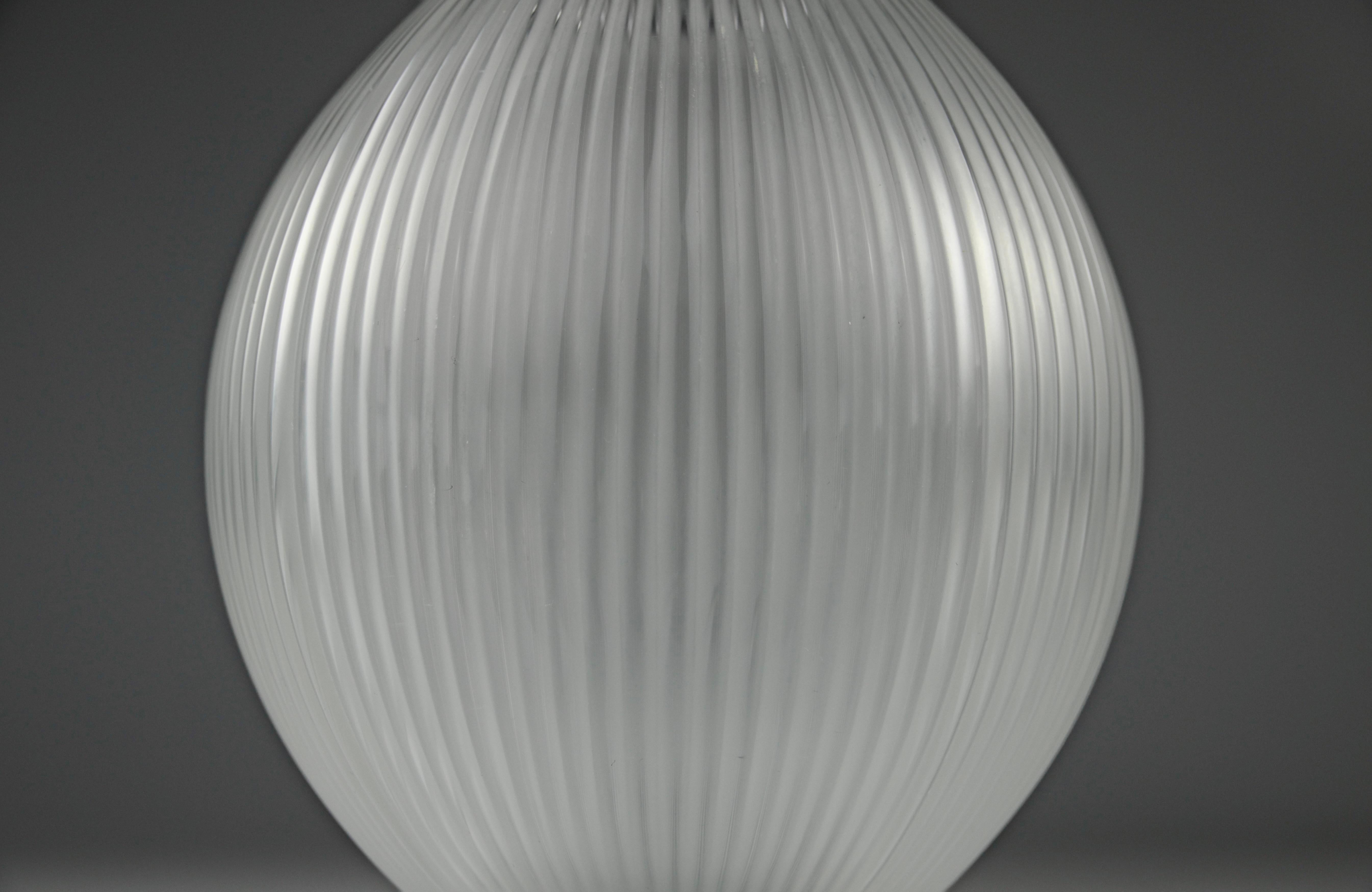 Français Lalique, vase à bougie 