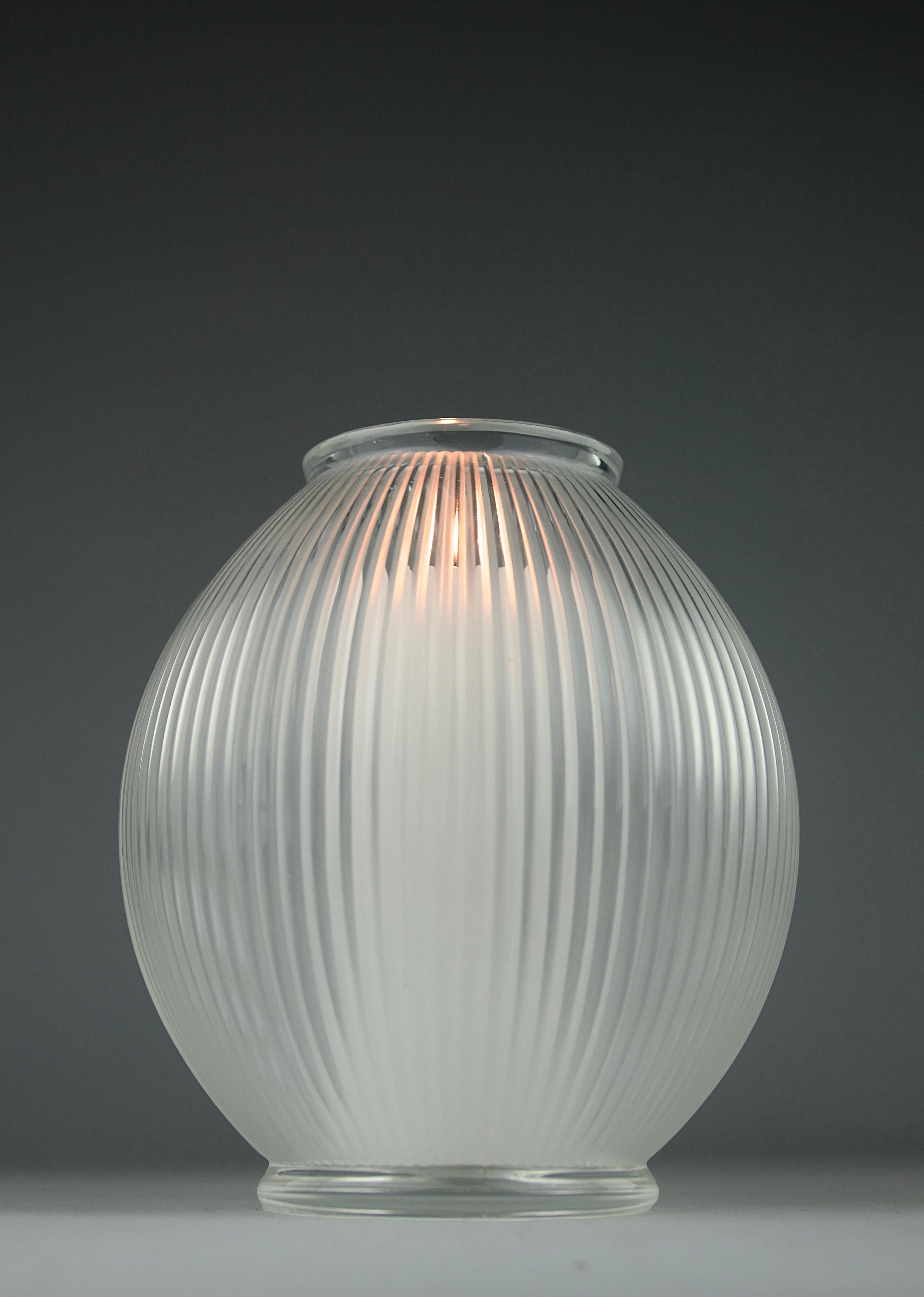 Lalique, Kerzenvase „Langeais“, Frankreich, 2000 (Kristall) im Angebot