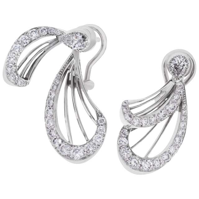 LALIQUE Libellule Diamond Earrings White Gold For Sale at 1stDibs