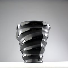 Lalique, Limited Edition Black Crystal "Dixie" Vase, France 1990s