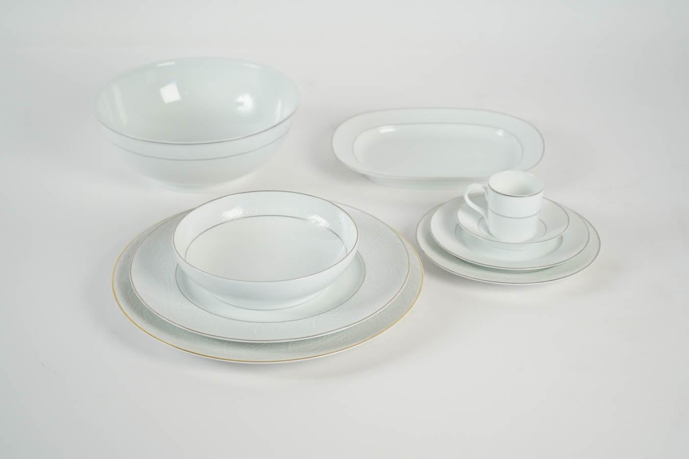 Lalique & Limoges porcelaine dinnerware 