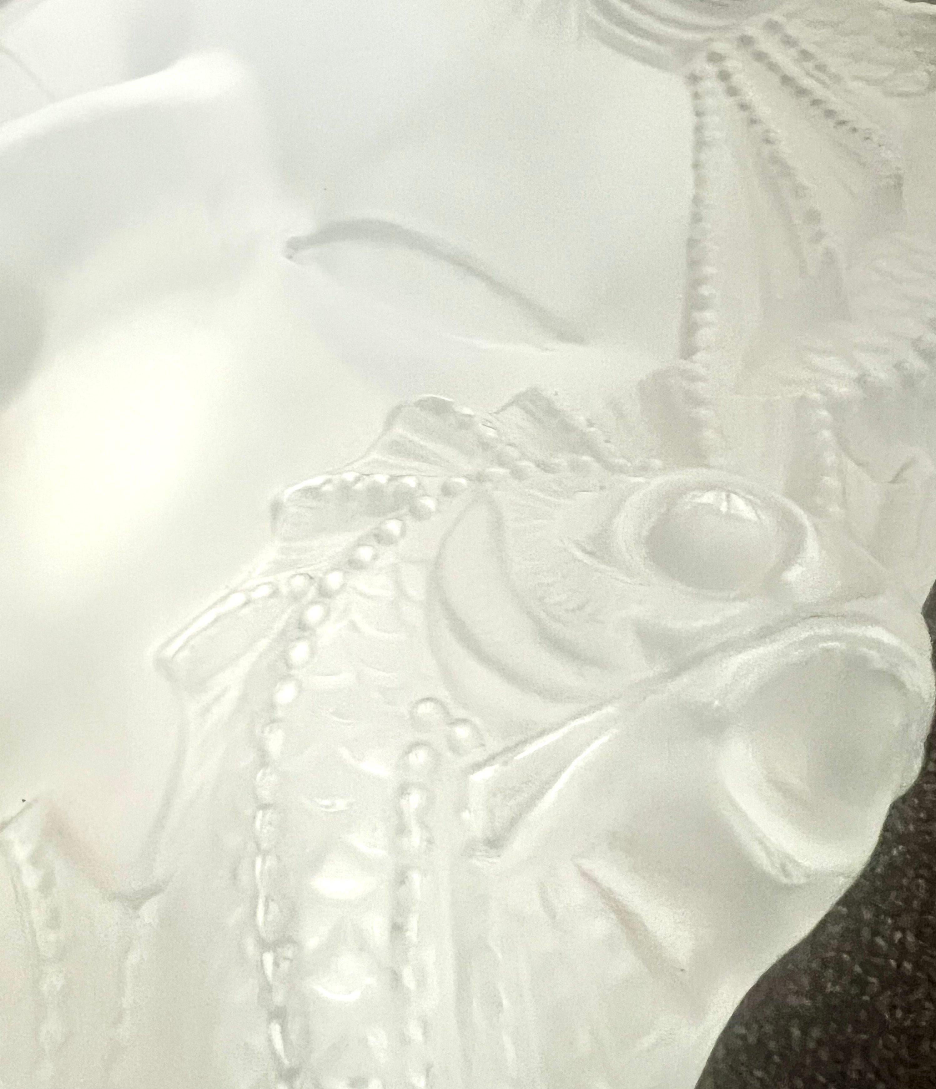 Lalique Masque de Femme-Brunnen (Handgefertigt) im Angebot