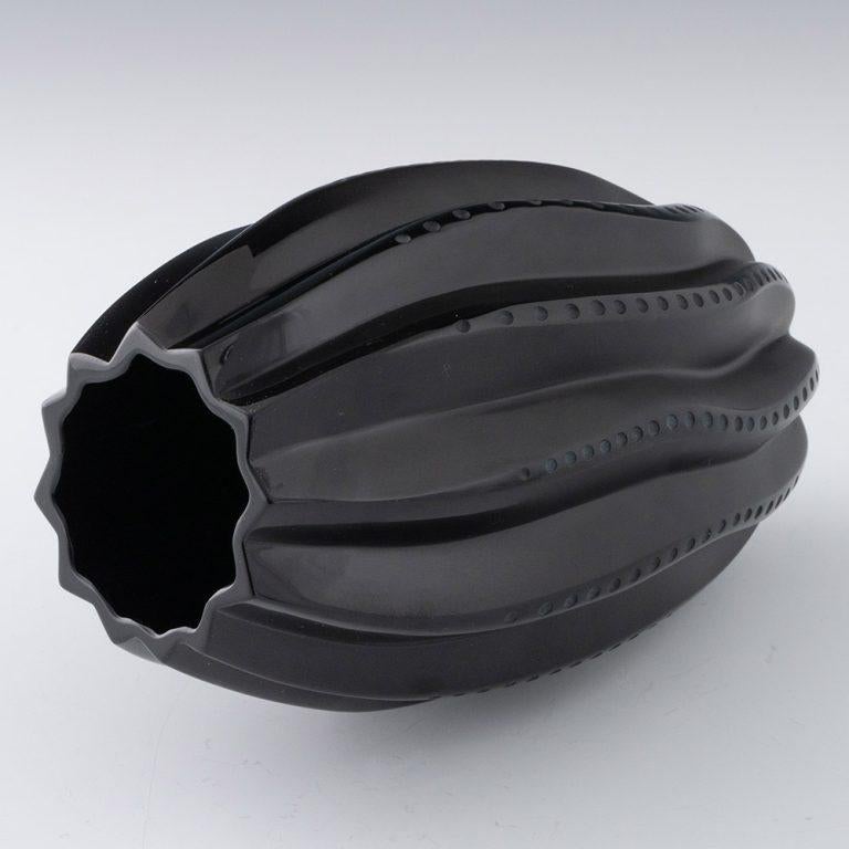 Jarrón Lalique Medusa de la Colección Negra Siglo XXI en Bueno Estado en Tunbridge Wells, GB