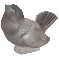 Lalique 'Moineau Moqueur' Glass Bird