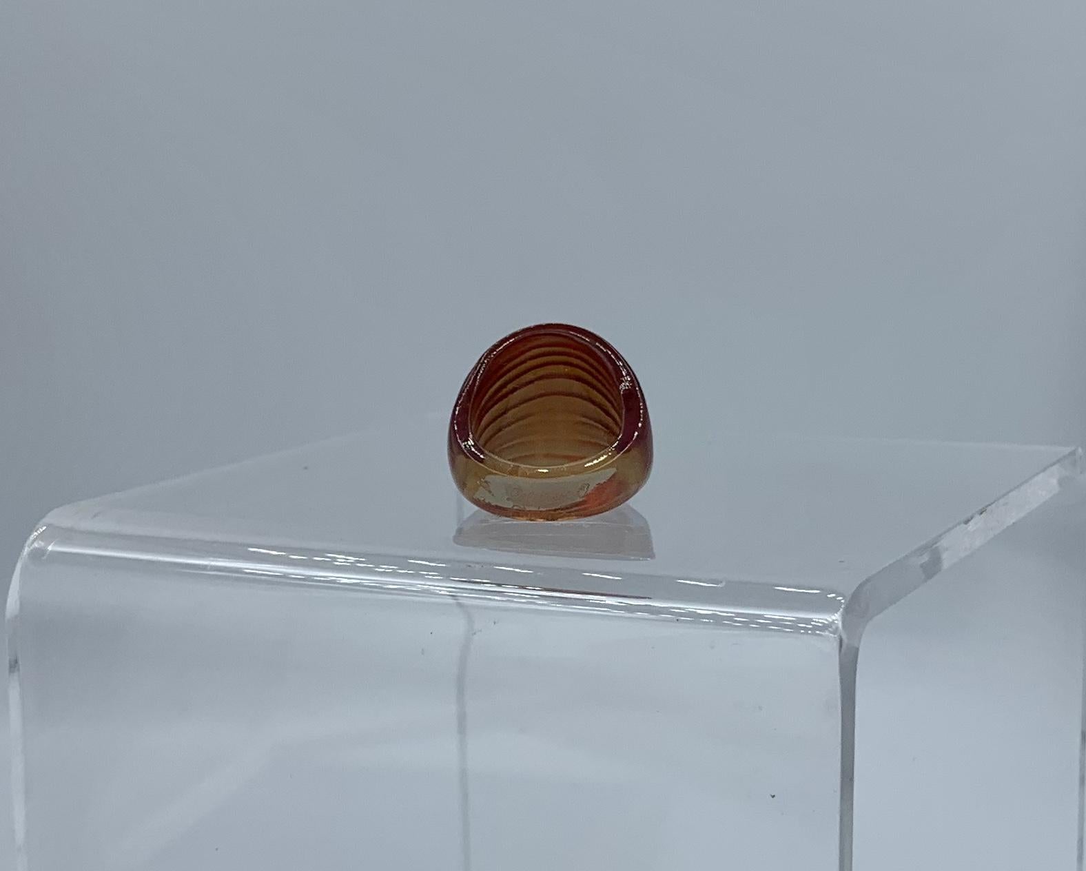 Lalique Nerita Ring Roter Bernsteinfarbener Kristall gewölbter Ring mit Originalverpackung im Angebot 2