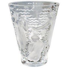 Vase en cristal de Lalique Ondines France avec des muses nues