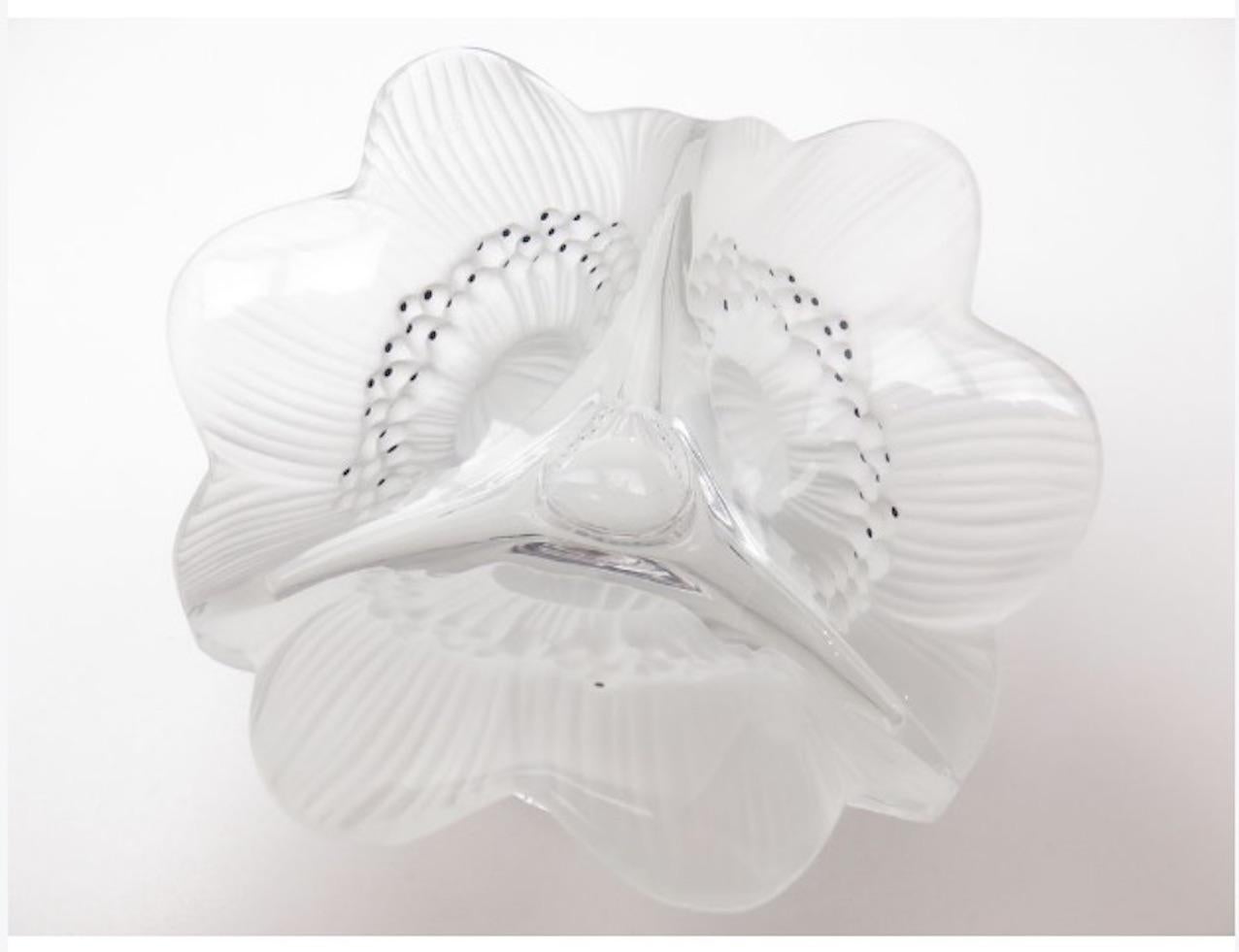 lalique anemone candle holder