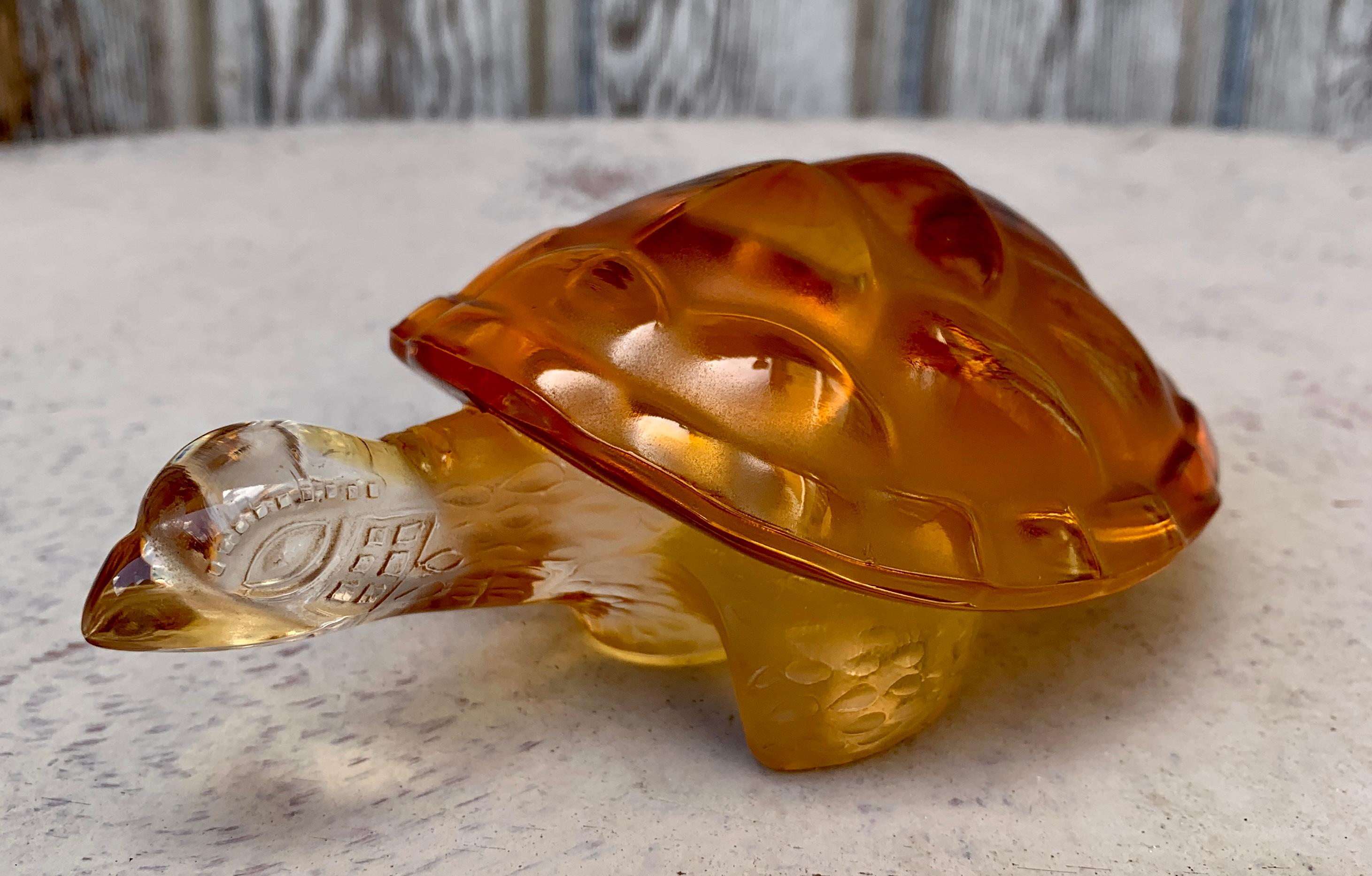 Mid-20th Century Lalique Paperweight Figurine Caroline Turtle Crystal For Sale