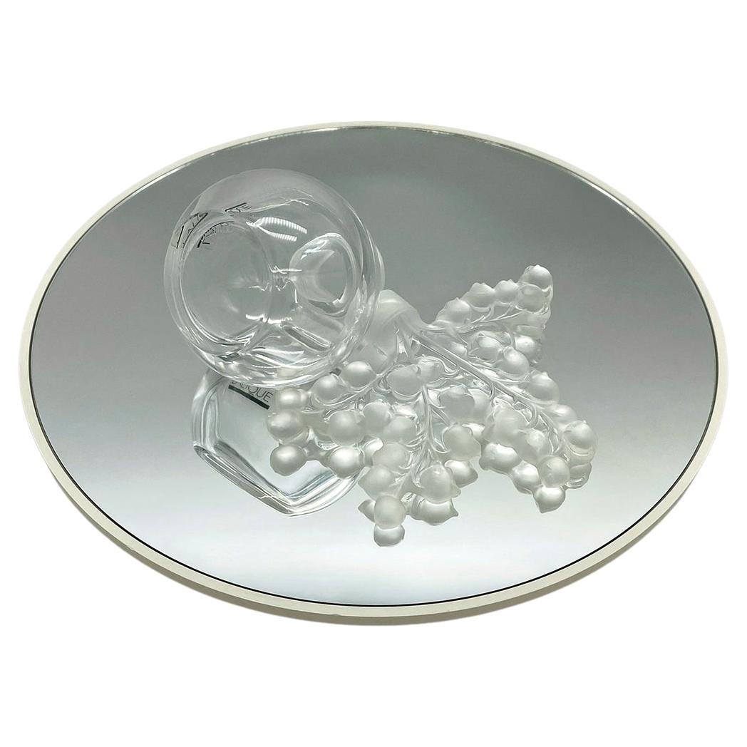 Parfümflasche aus Kristall von Lalique Paris (Arts and Crafts) im Angebot