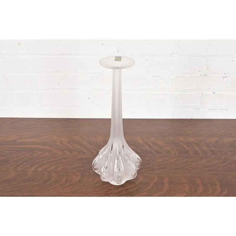 Art déco Vase en cristal givré de Marie-Claude Paris Lalique en vente