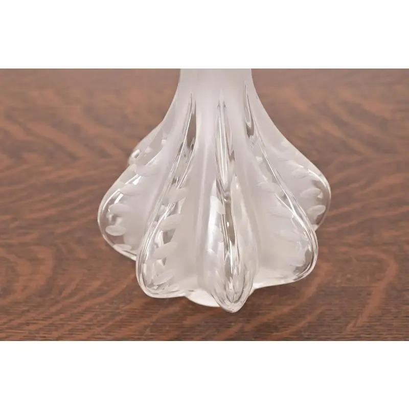 Vase en cristal givré de Marie-Claude Paris Lalique en vente 1