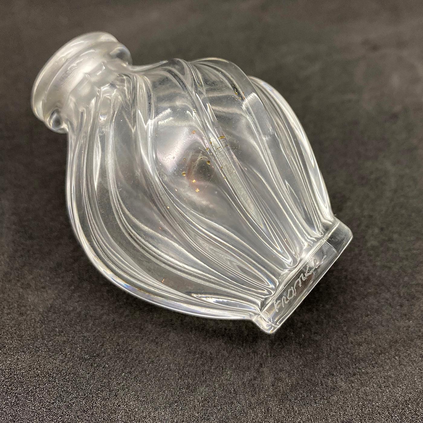 Lalique Perfume Bottle for Nina Ricci, 