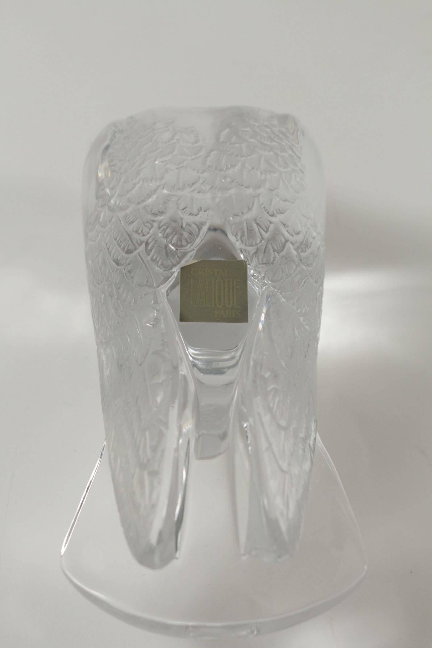 Blown Glass Lalique Pigeon Vervier Decorative Motif For Sale