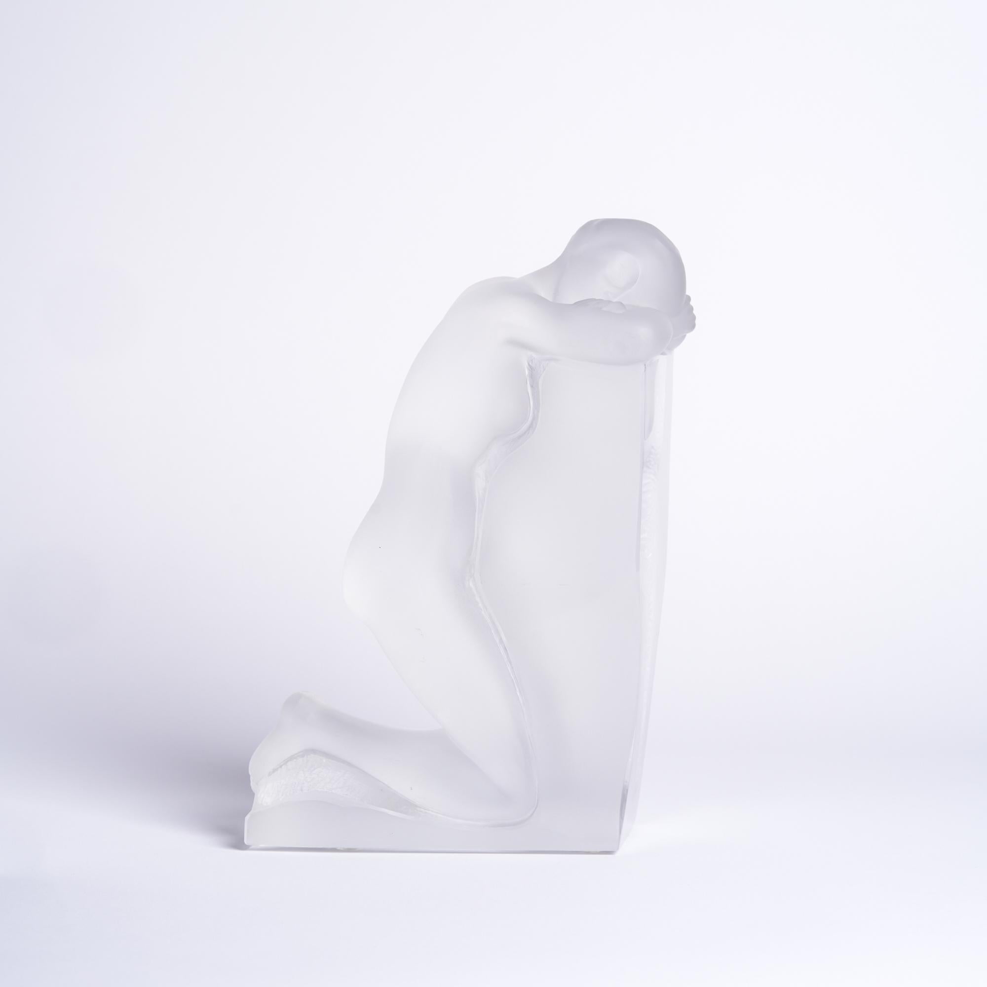 Lalique reverie nude crystal bookend.

This bookend measures: 3.25 wide x 5.5 deep x 3.75 inches high.

Great vintage condition.

We take our photos in a controlled lighting studio to show as much detail as possible. We do not photoshop out