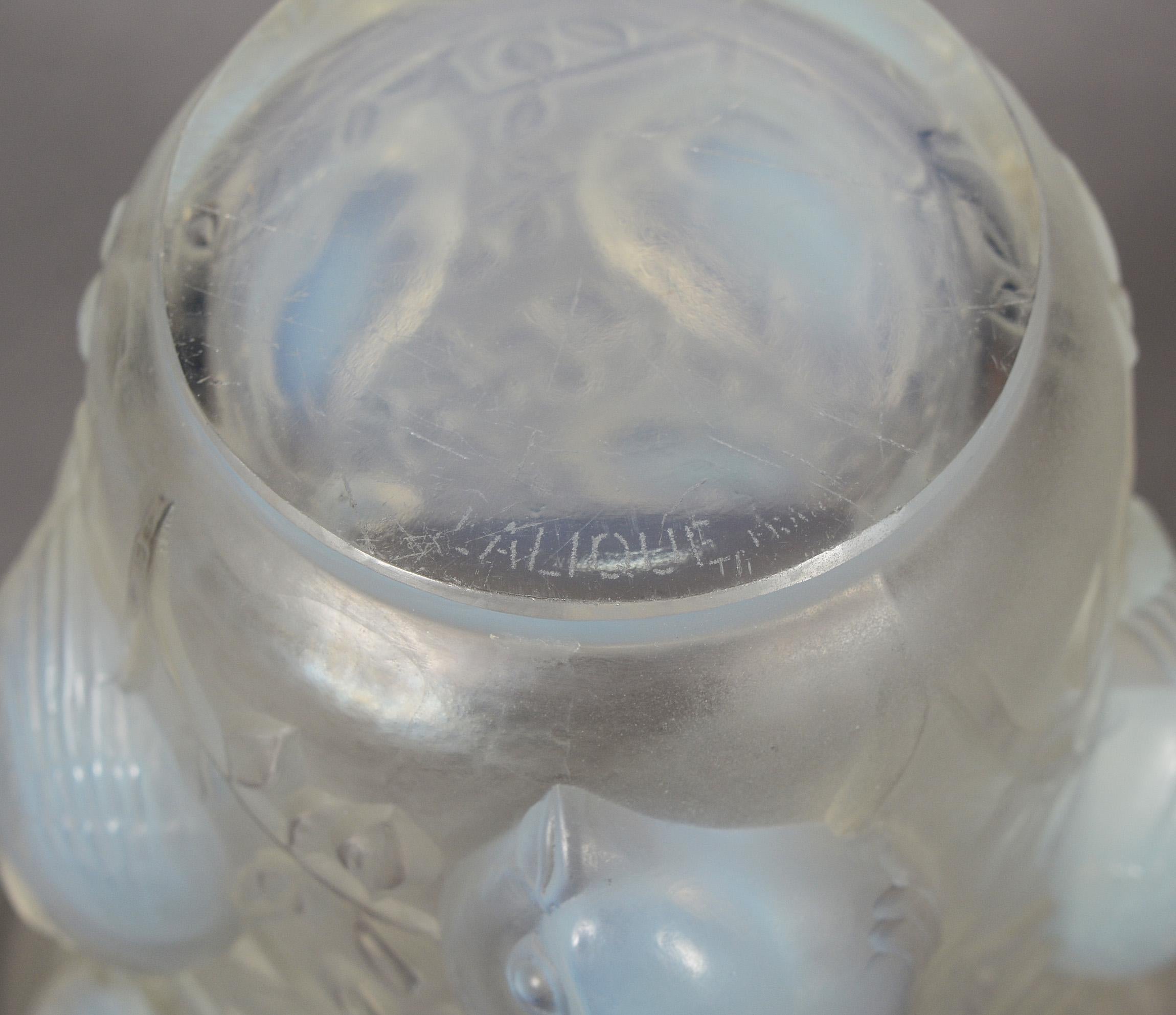 Glass Lalique Saint Francois Opalescent Vase For Sale