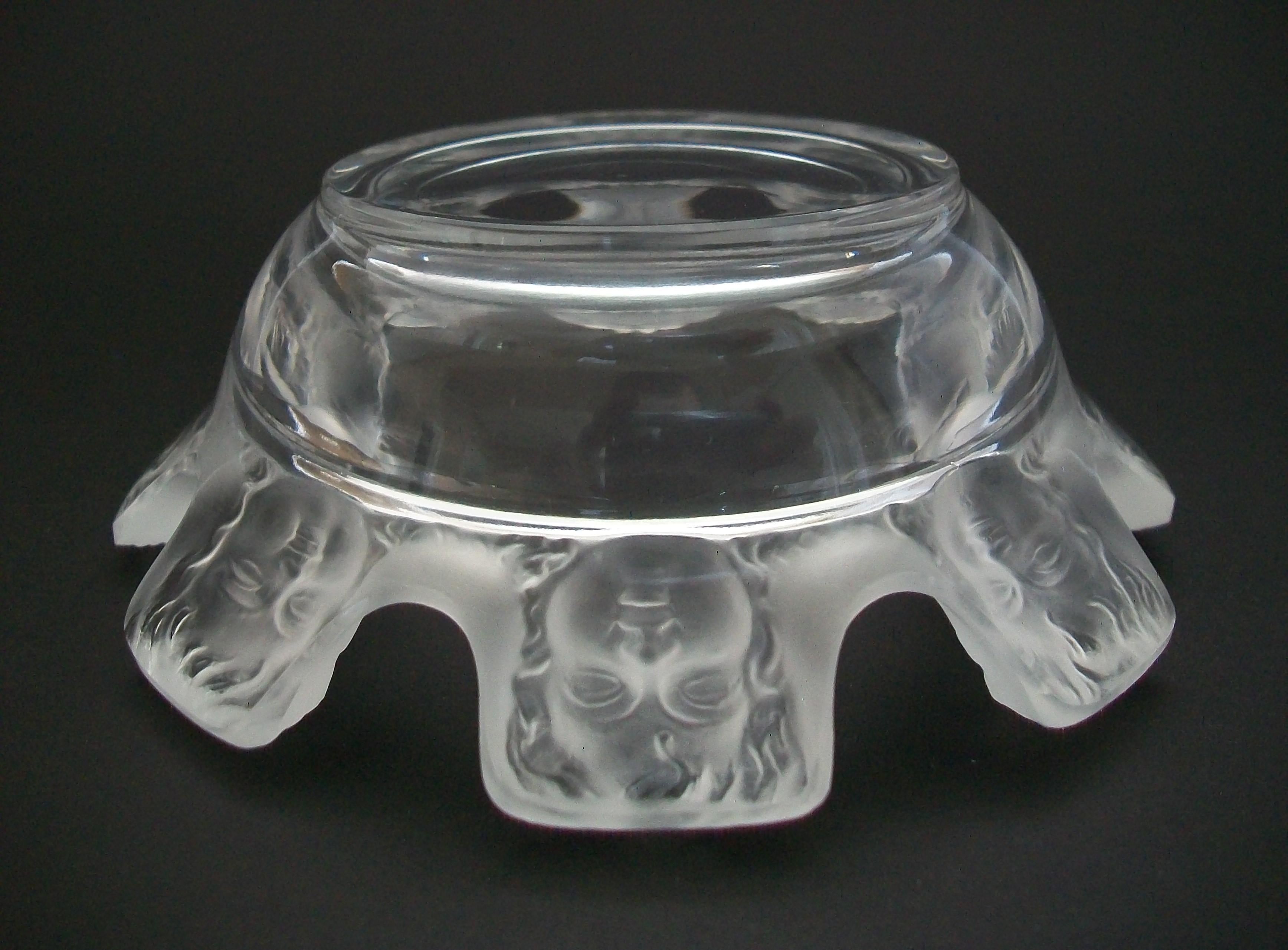 Lalique - 'Saint Nicolas' - Crystal Ashtray W/ Masks - France - 20th Century 3