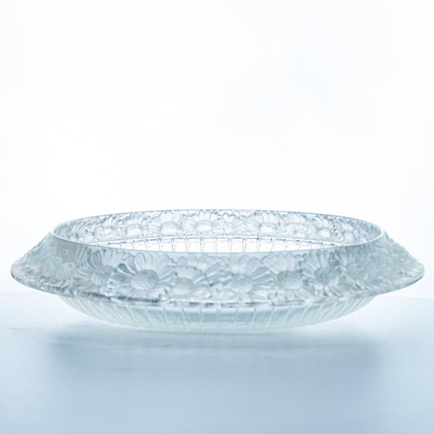 XX secolo Grande pezzo da centro firmato Lalique, Francia, circa 1940 in vendita