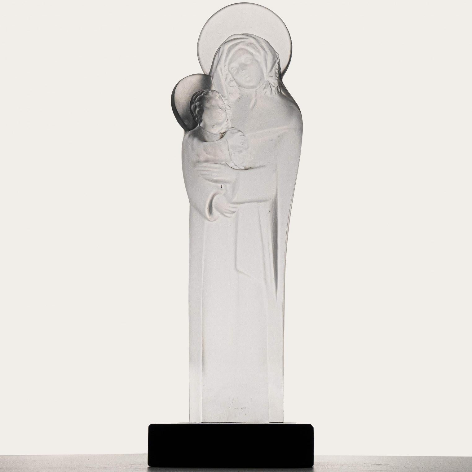 Mid-Century moderno Lalique Signed Virgin And Child, France, 1947 in vendita