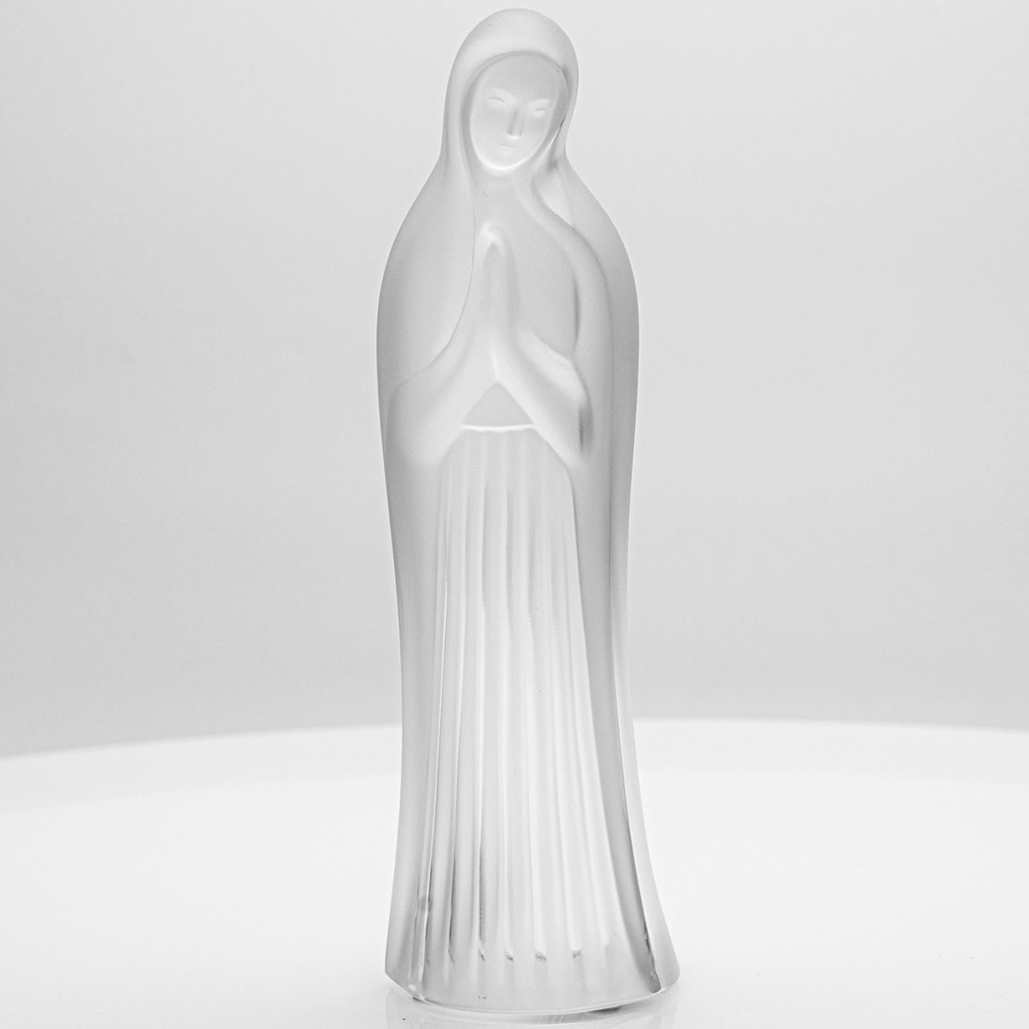 Lalique Signed Virgin Mary Crystal, France In Good Condition For Sale In Rijssen, NL