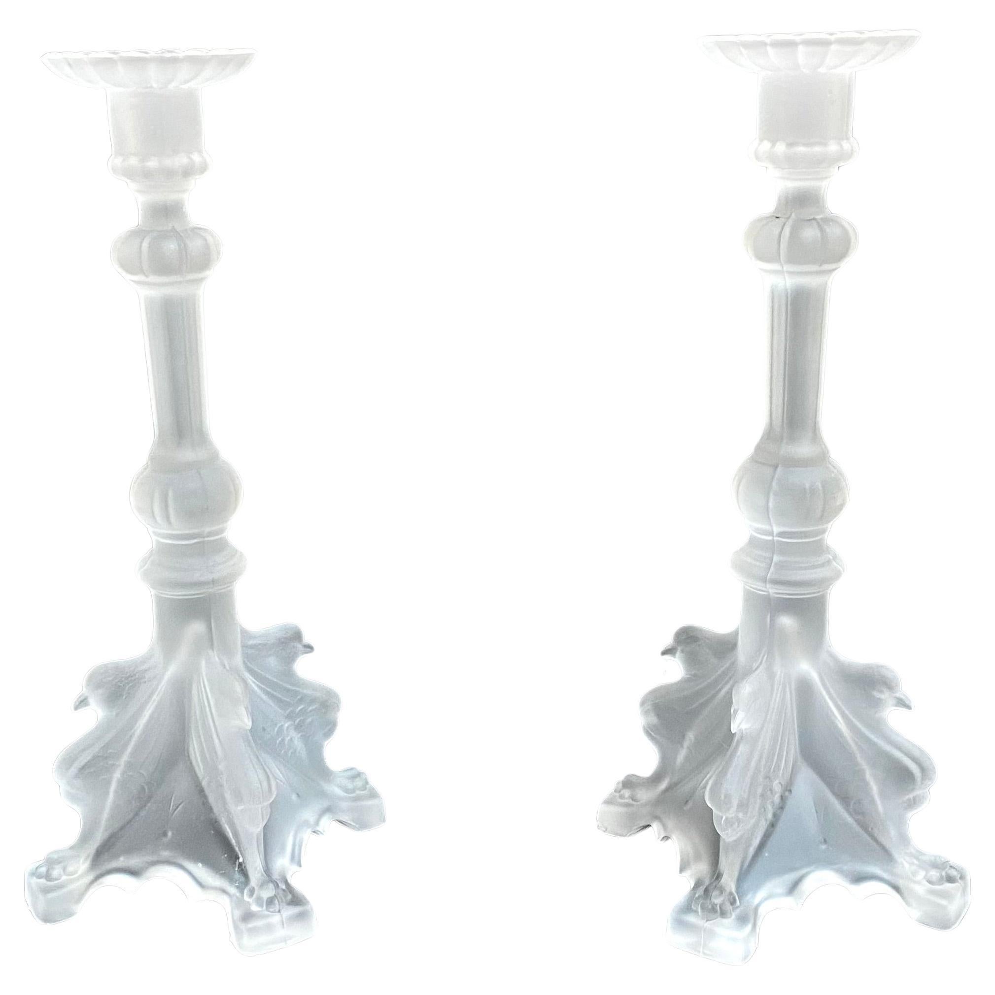 Lalique Style Vintage Candlesticks in Frosted Glass, Set 2, France, 1960s For Sale