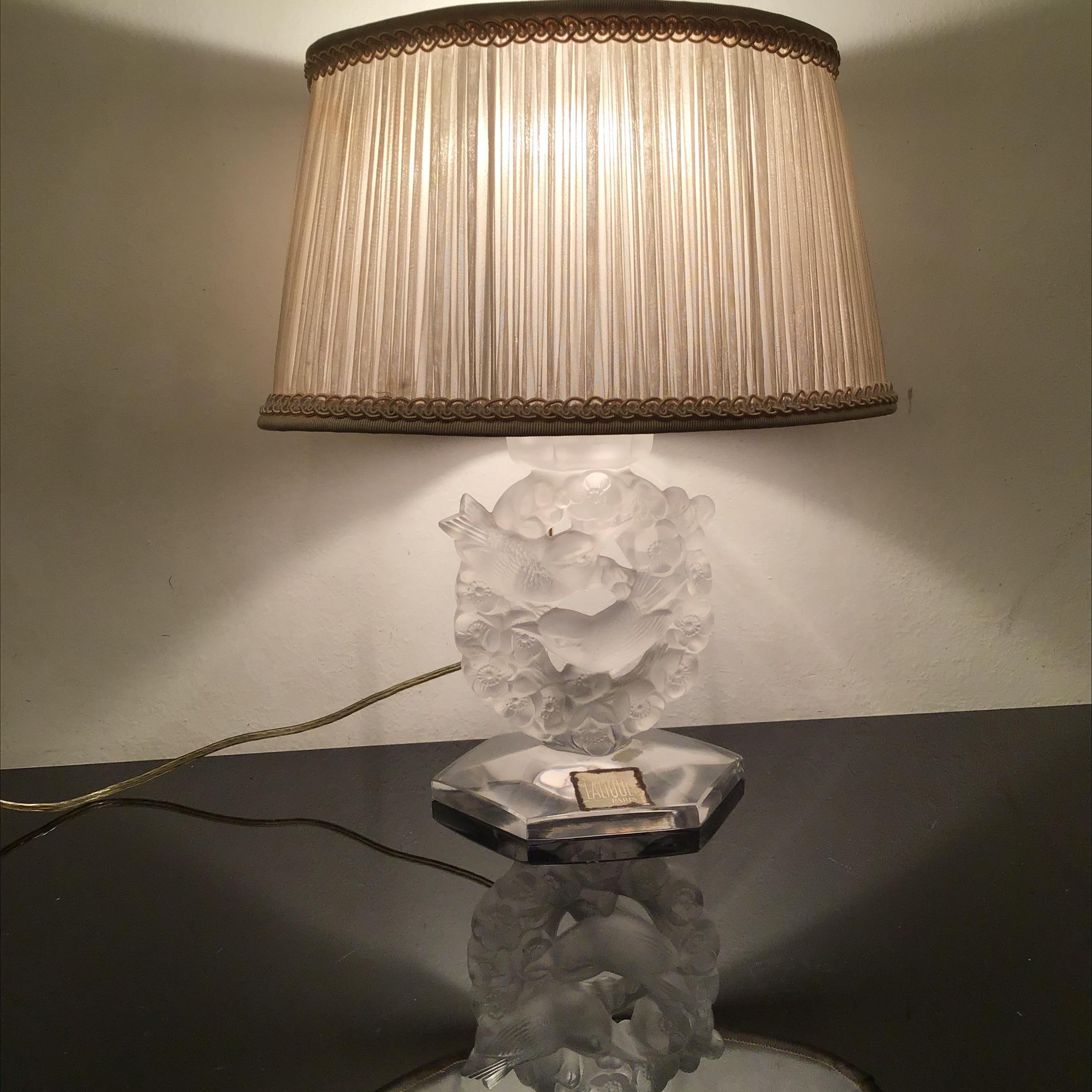 Lalique Table Lamp Glass Silk Lampshade, 1930, France For Sale 7
