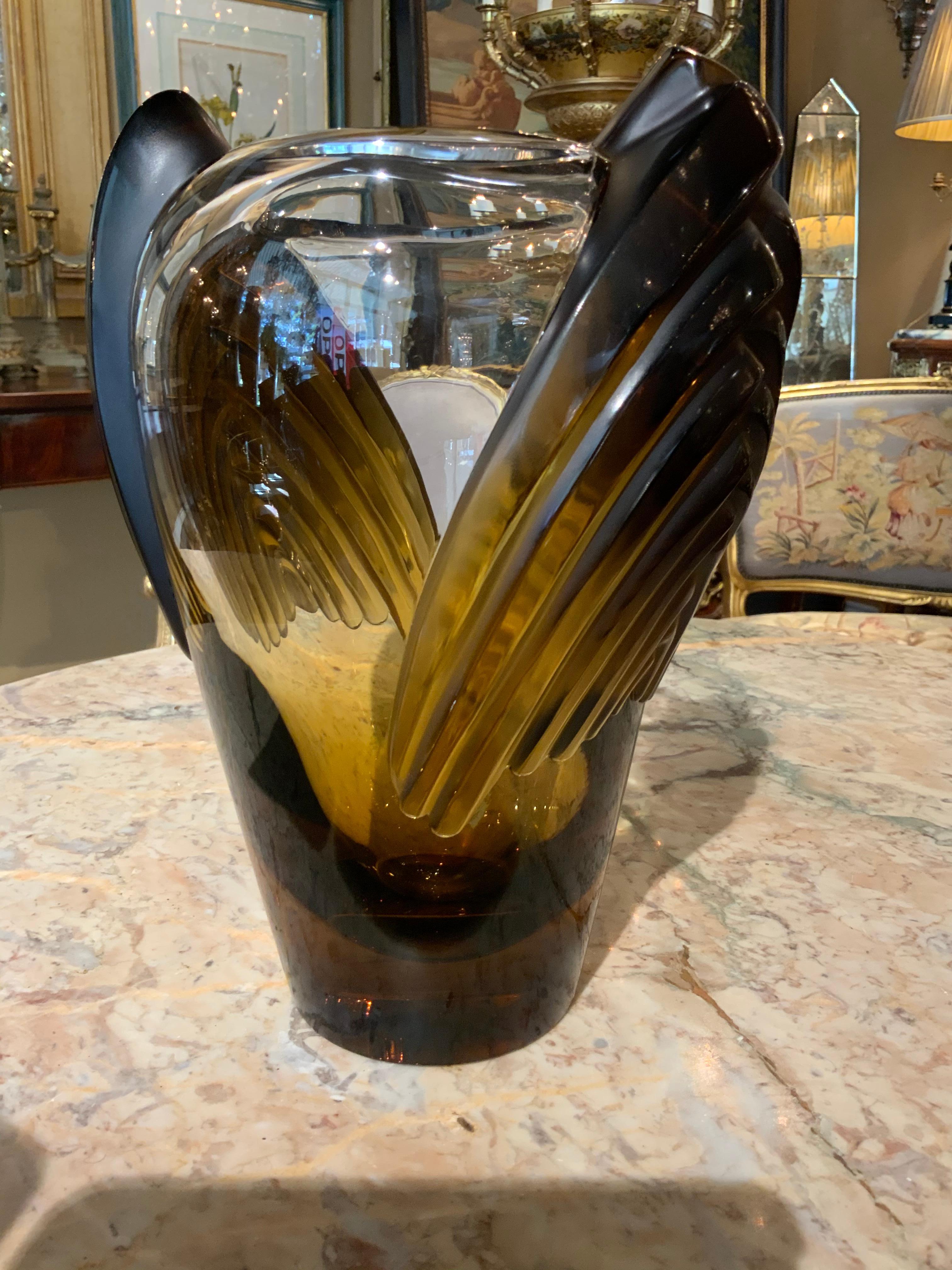 Français Vase Lalique « Marrakech » en verre ambré fumé, style Art Déco