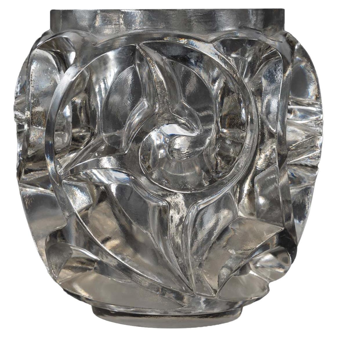 Lalique Corinthe Vase For Sale at 1stDibs