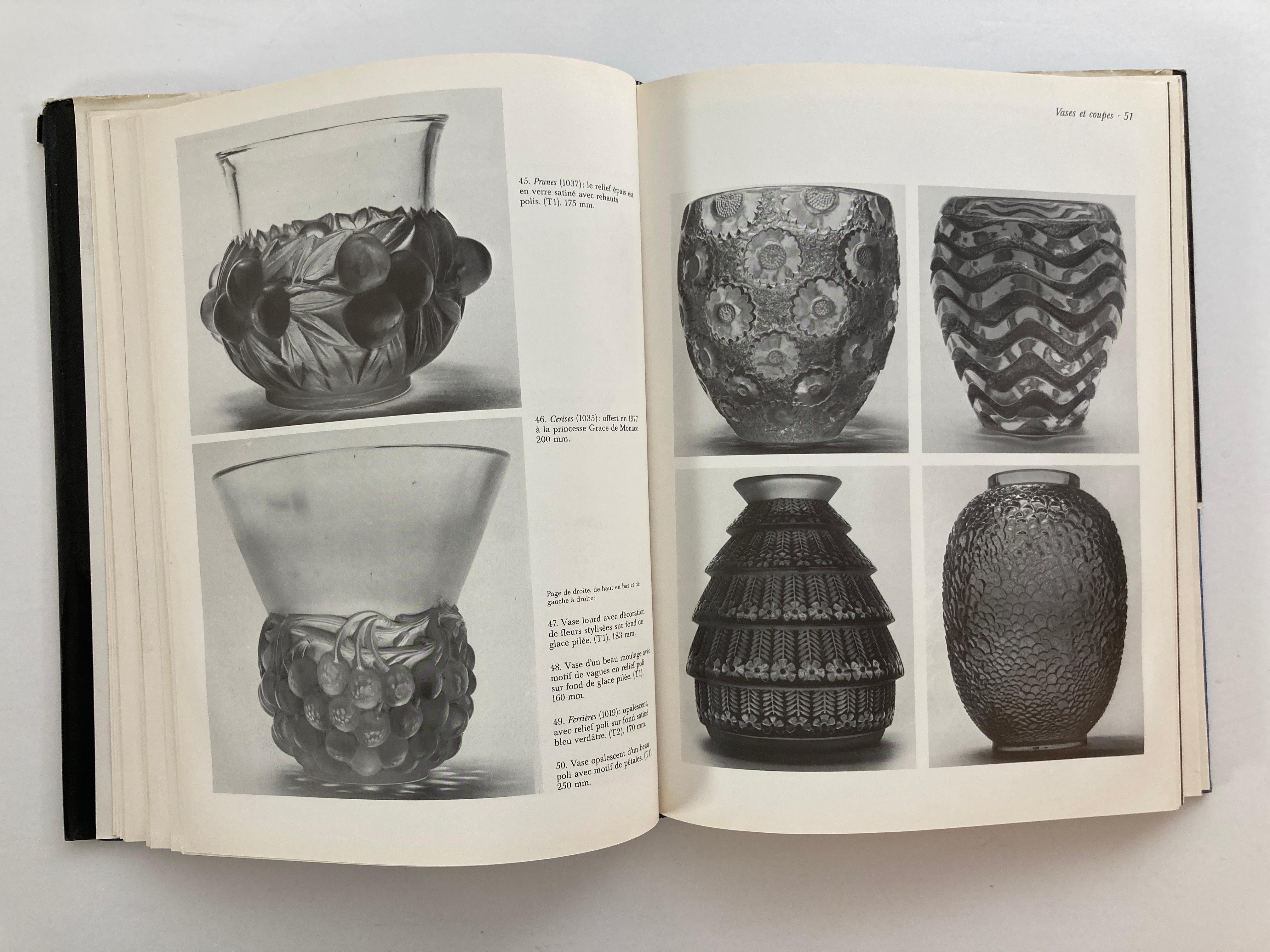 Lalique Verrier Guide du Collectionneur 'French' Hardcover Book 2