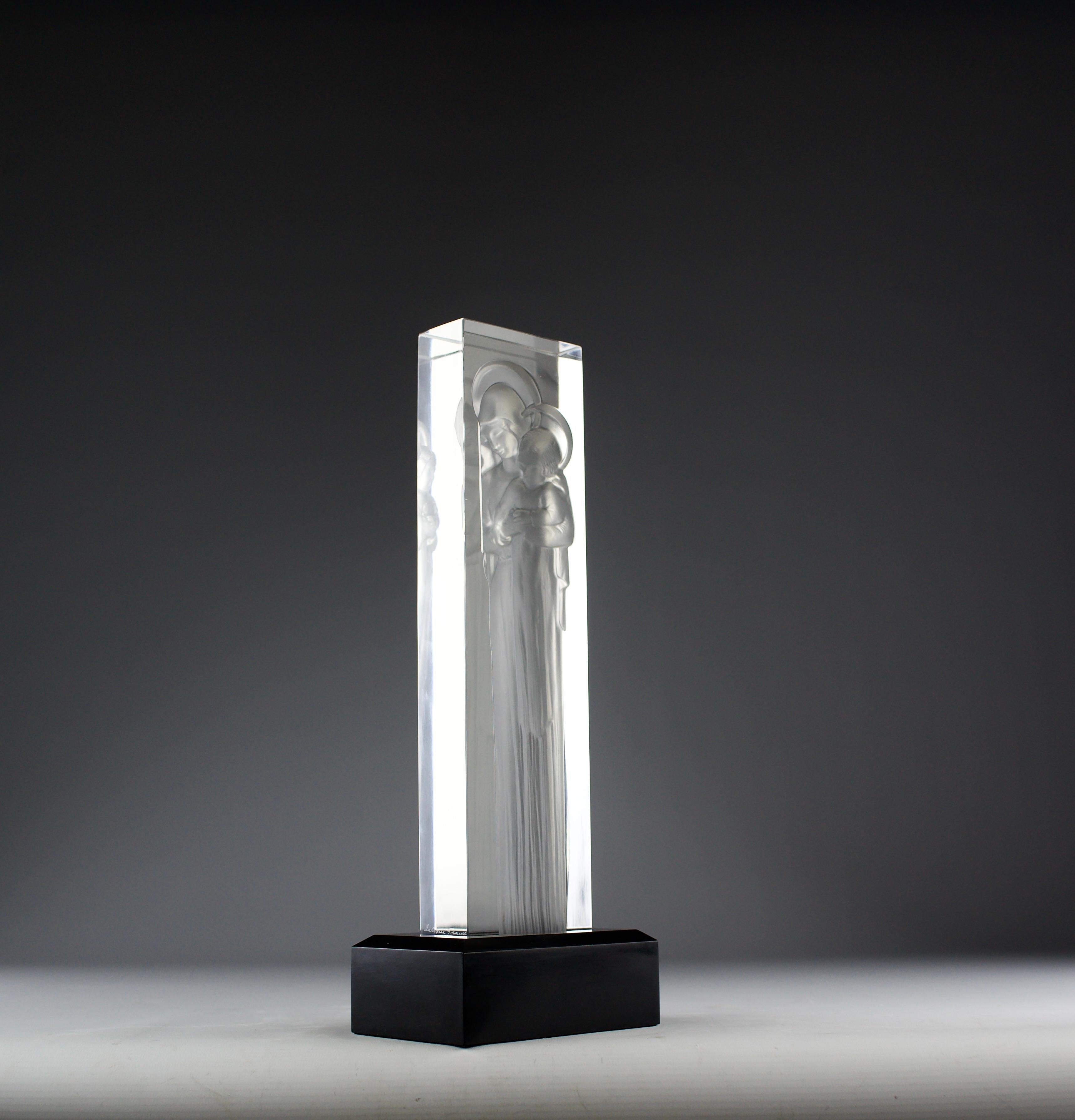 Lalique d'après René Lalique, sculpture en cristal Mère & Child, milieu du siècle dernier Bon état - En vente à PARIS, FR