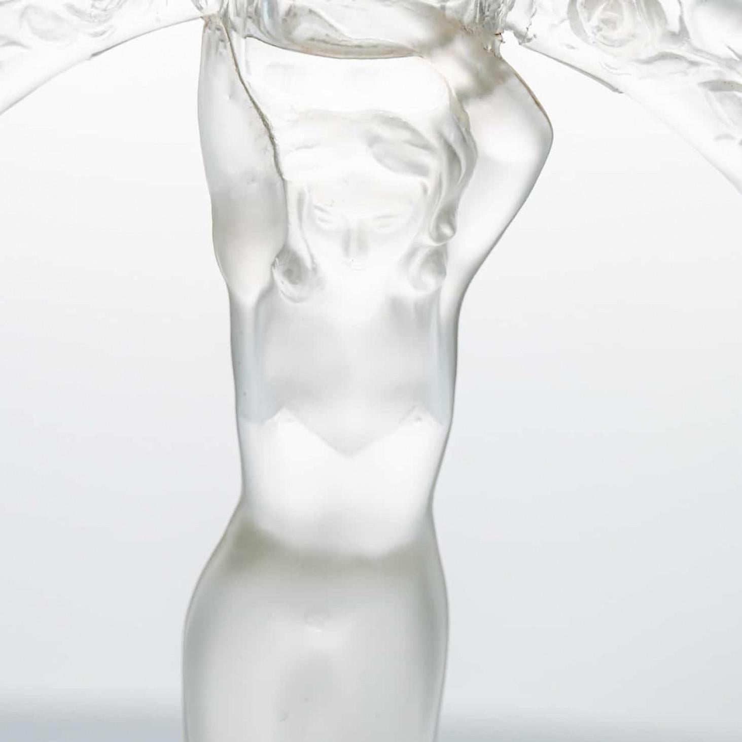 Lalique Frau mit Rosen Kerzenständer, Frankreich im Zustand „Gut“ im Angebot in Rijssen, NL