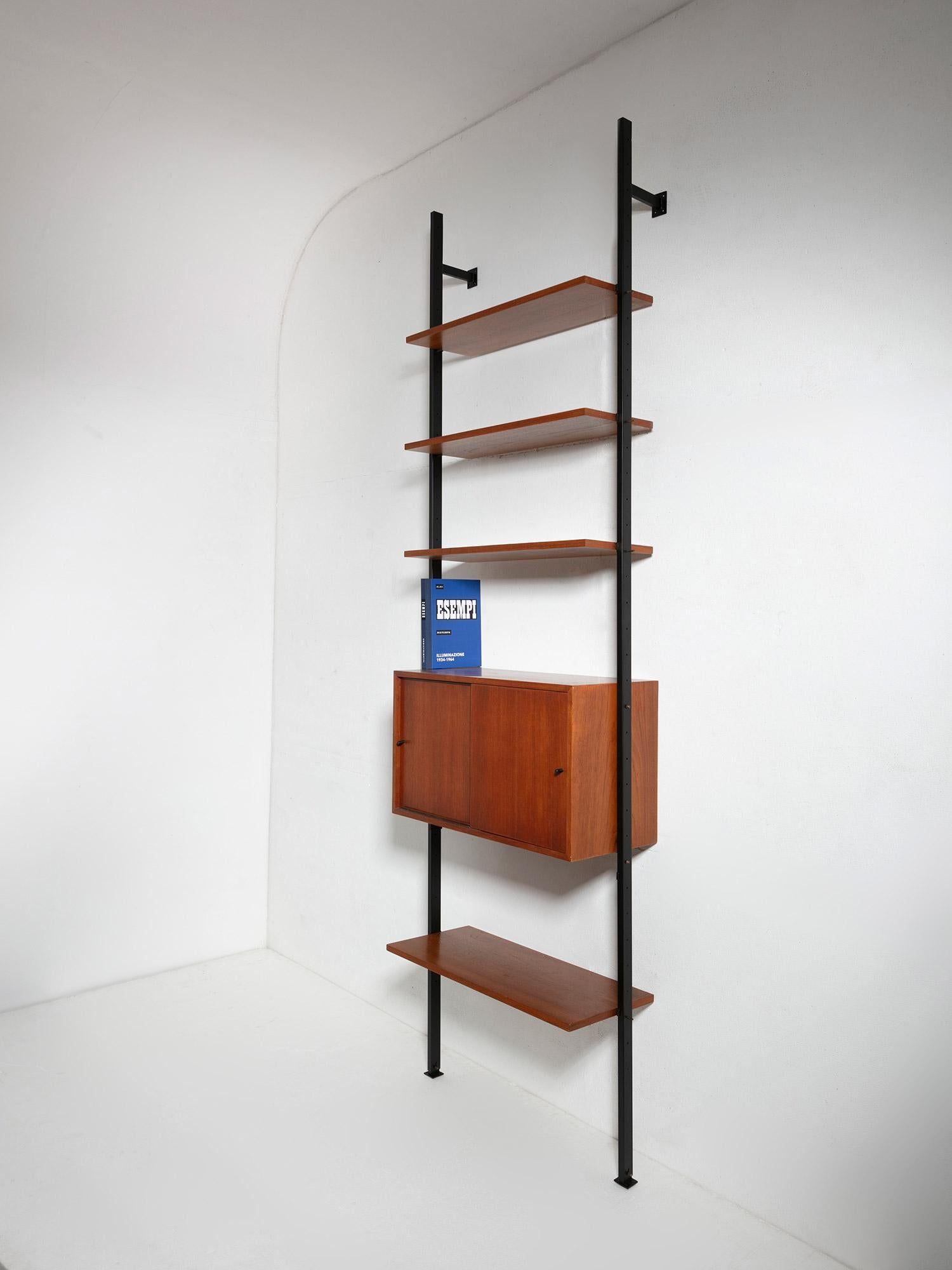 Minimales Bücherregal „Lama“ aus Holz und Metall von Paolo Tilche für Arform, Italien, 1960er Jahre im Angebot 2
