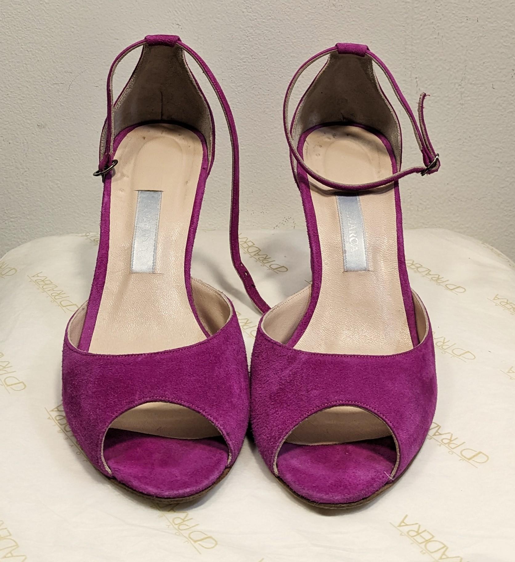 LAMARCA Pink Velvet Sandals In Good Condition For Sale In  Bilbao, ES