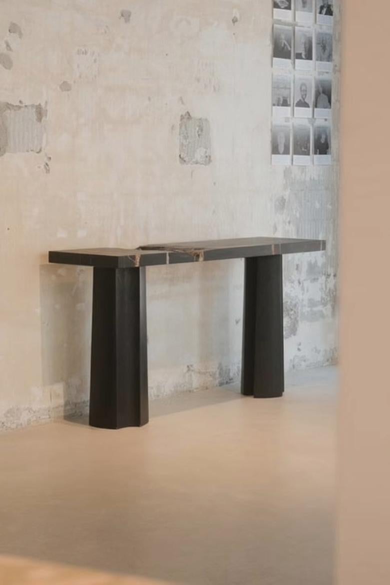Moderno Consolle in marmo Lamarck di Serafini in vendita