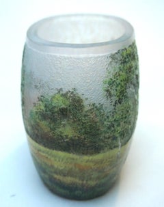 Vase français/Algerien de Lamartine en émail et verre de paysage de rivière camée, vers 1920