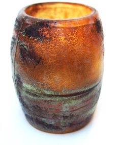 Vase français/Algerien de Lamartine en émail et verre de paysage d'hiver camée vers 1920