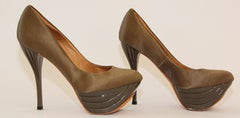 L.A.M.B. LAMB Z-Project Satin and Lacquer Dark Taupe Platform Heels 6 M