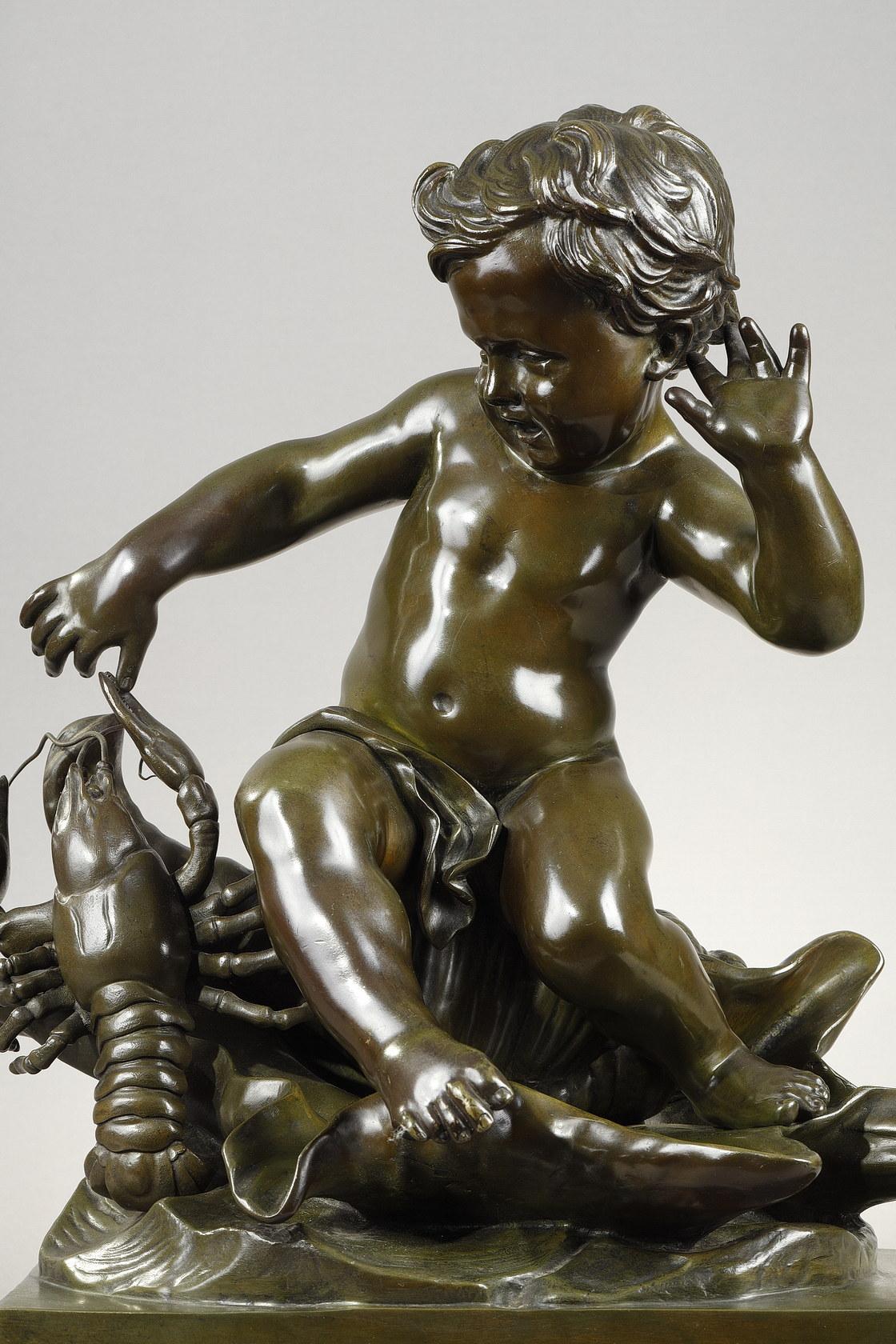 Kinder mit einemrayfisch – Sculpture von Lambert-Sigisbert Adam
