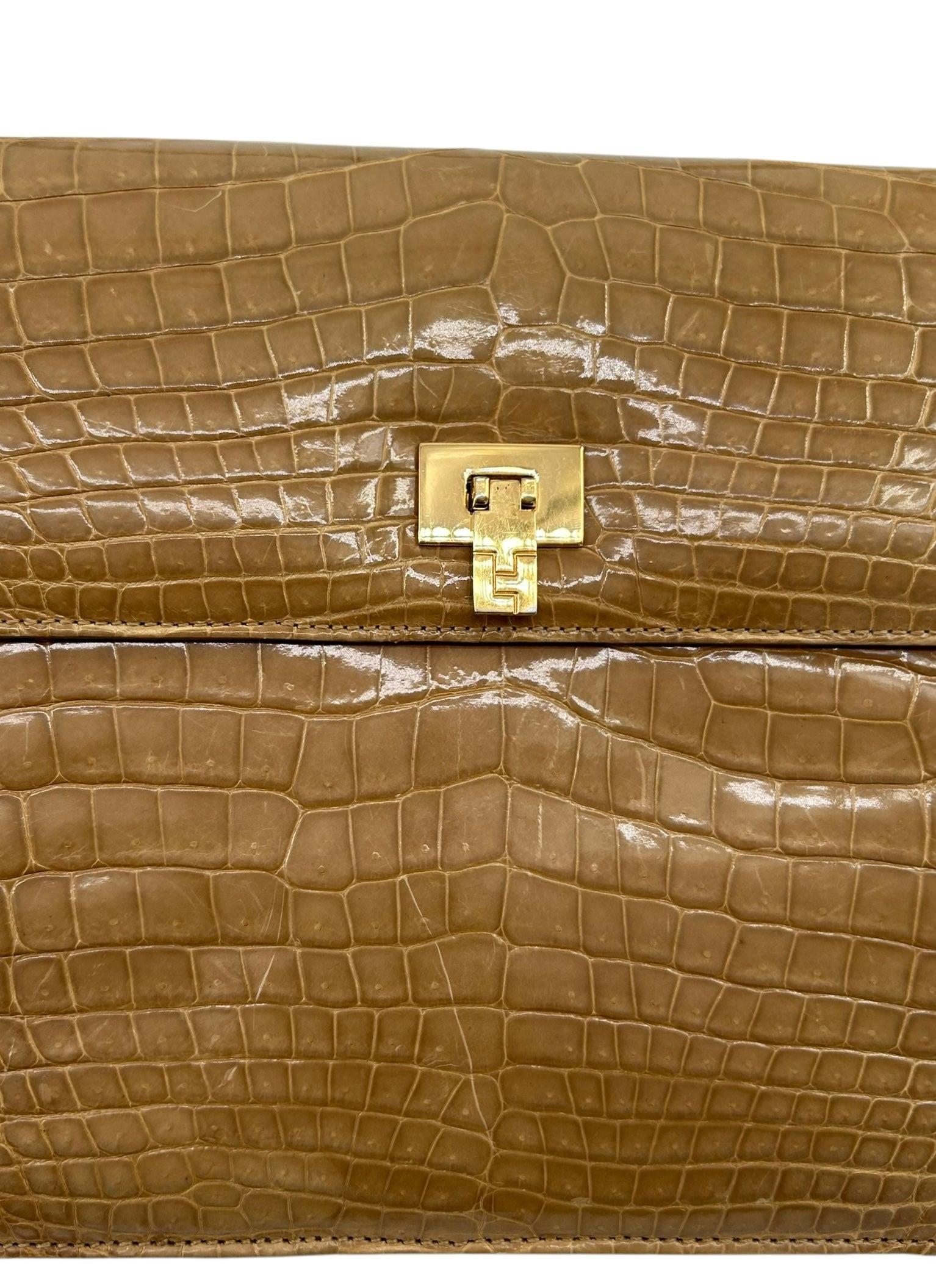 Lambertson Truex Tan Baby Krokodil Handtasche (Braun) im Angebot