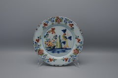 Lambeth London - Piatto pappagallo in Delftware inglese, metà del XVIII secolo