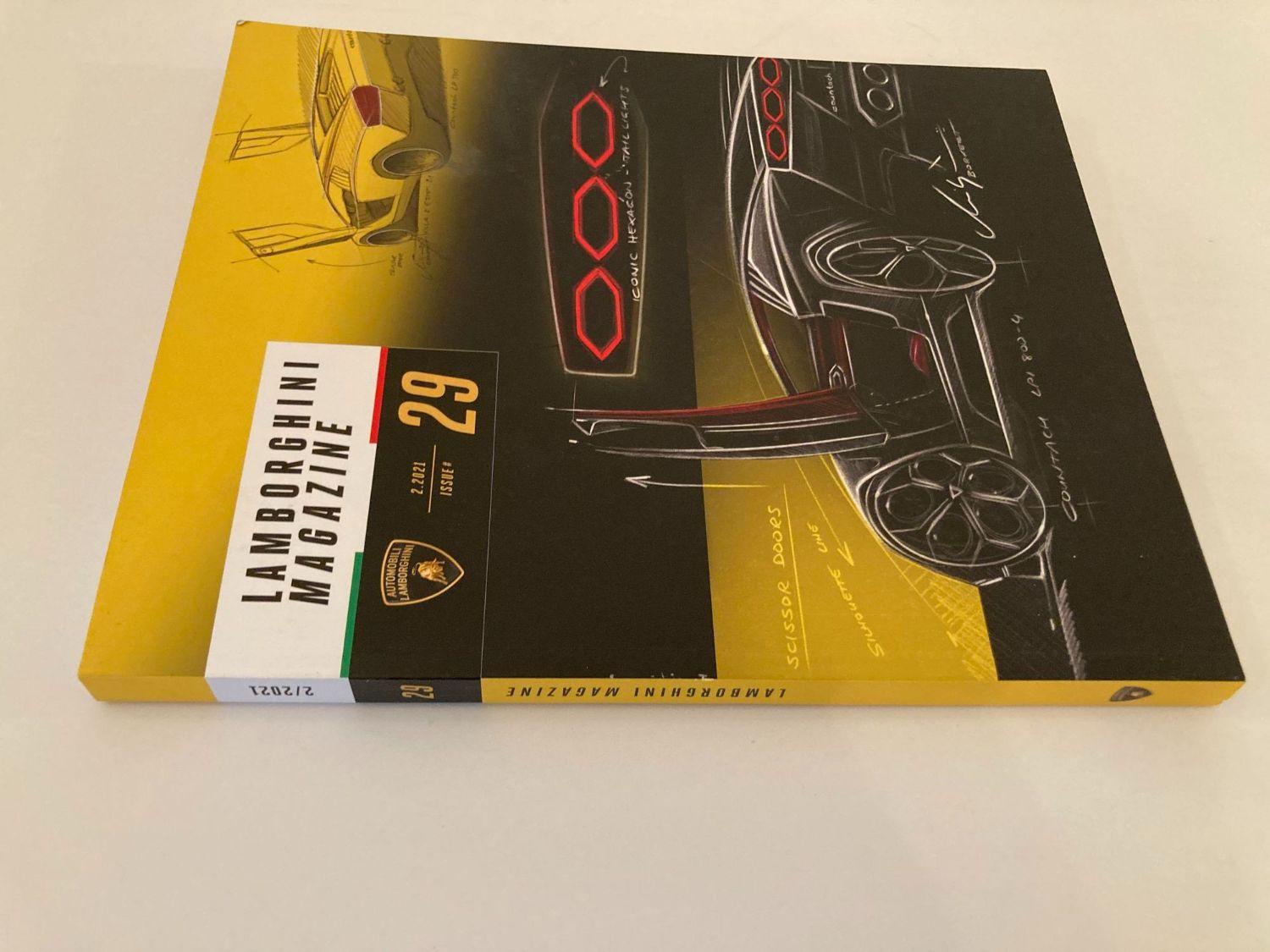 Número 29 de febrero de 2021 de la revista Lamborghini.
Con motivo del 50 aniversario del legendario Countach. 
Explora el concepto de tiempo desde varias perspectivas con entrevistas ineludibles y artículos en profundidad.
Gran estado, revista