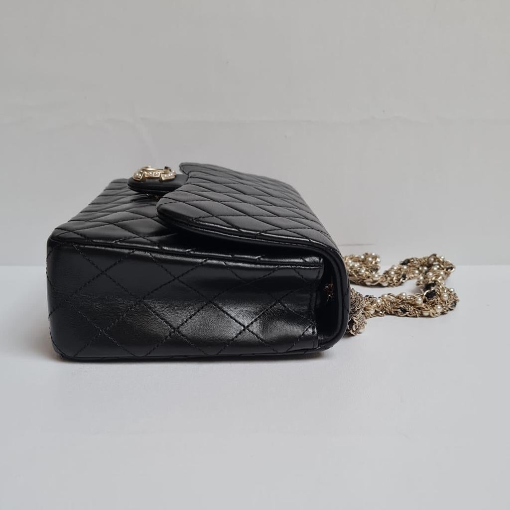 Black Chanel Lambskin Diamond Quilted Tangled Pearl Westminister Small Flap Bag For Sale