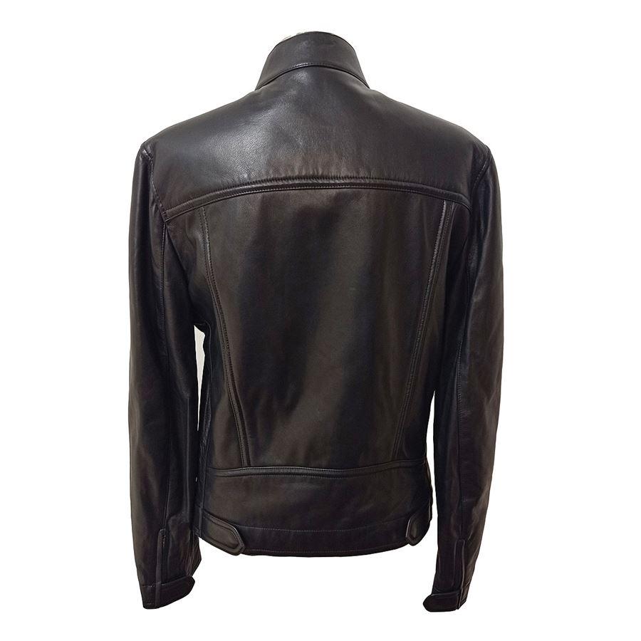 Unisex Supersoft genuine lambskin leather Black color Central zip 3 pockets Length shoulder / hem cm 52 (2047 inches) Shoulder cm 40 (157 inches)

