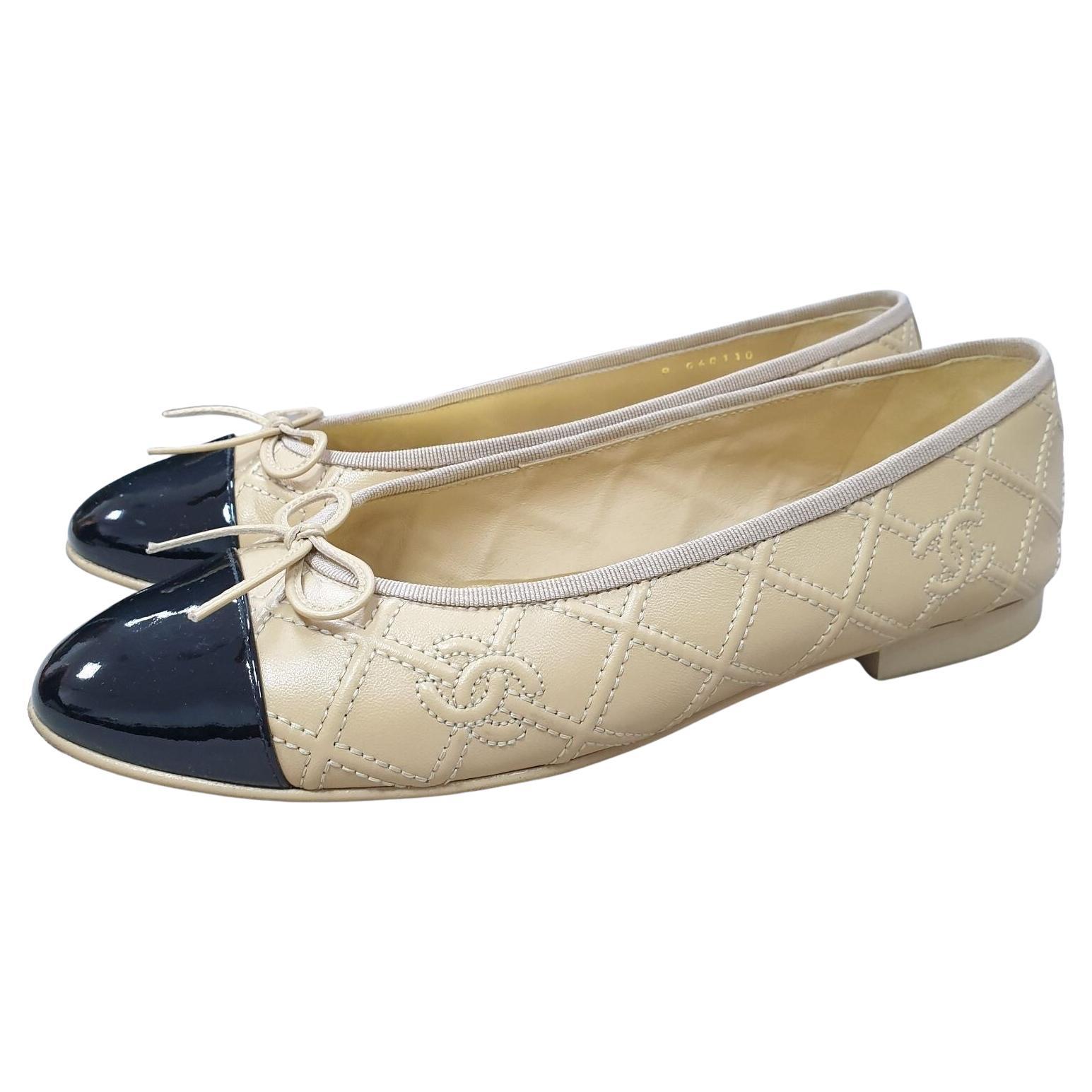 Ballerines en cuir d'agneau verni à double couture CC Cap Toe Sz.39.5