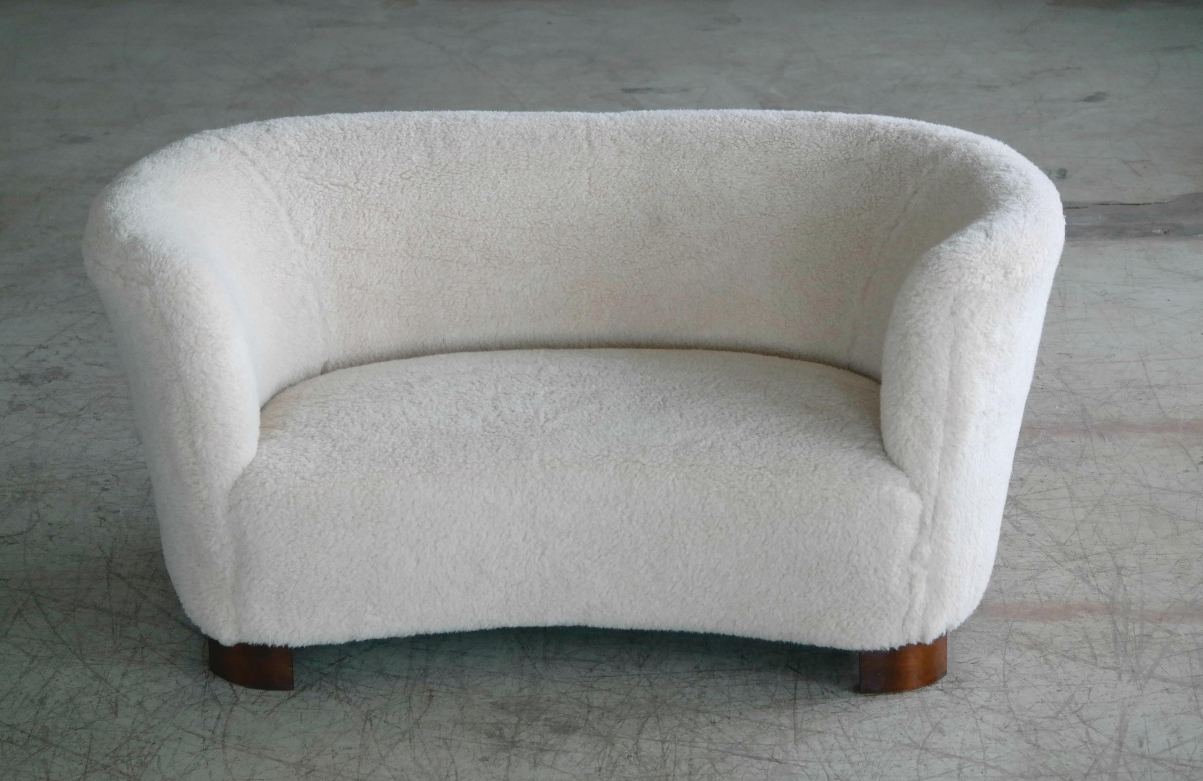 curved love seat