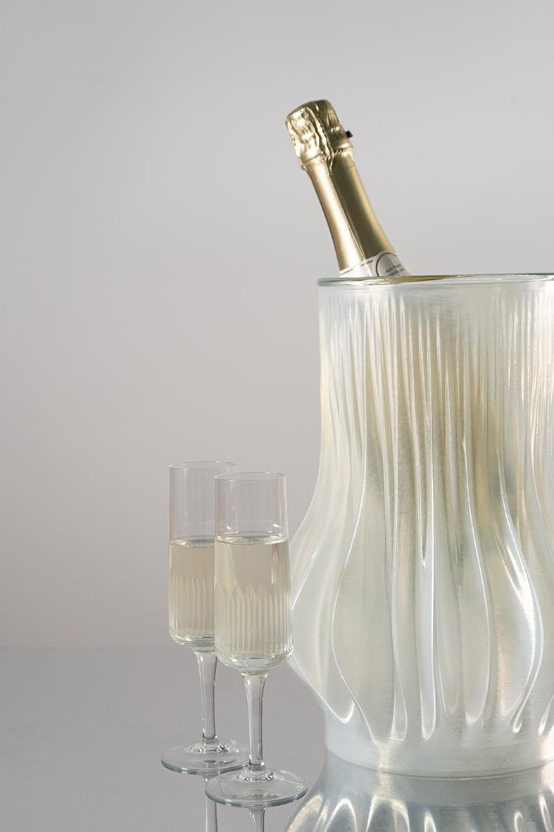 Organic Modern Lamella Champagne Cooler • Ice For Sale