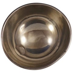 Lamerie by Tuttle Sterling Silver Bowl with Three Applied Shell Feet #1273
