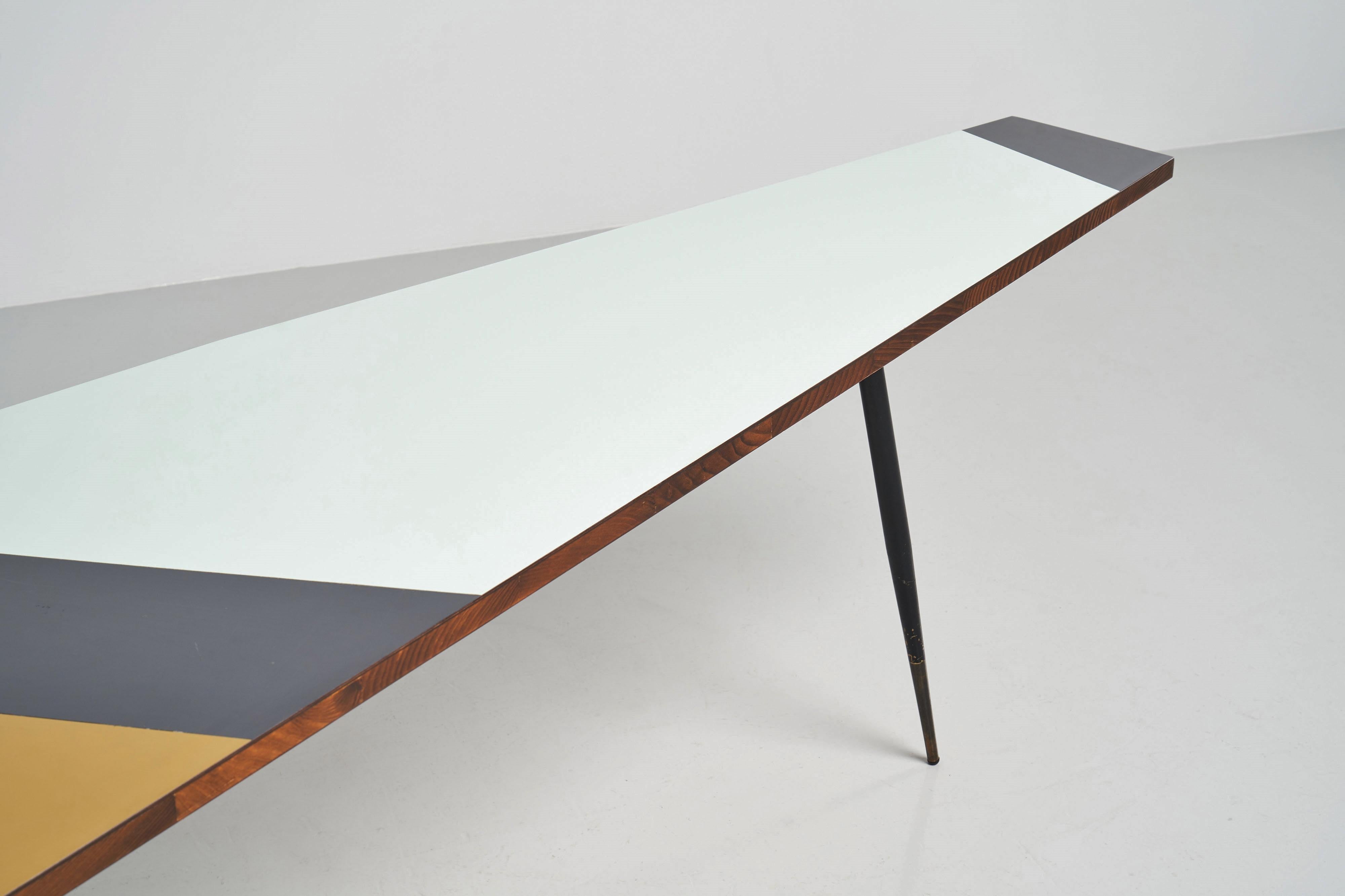 Laminated boomerang desk made in Italy 1950s For Sale 1